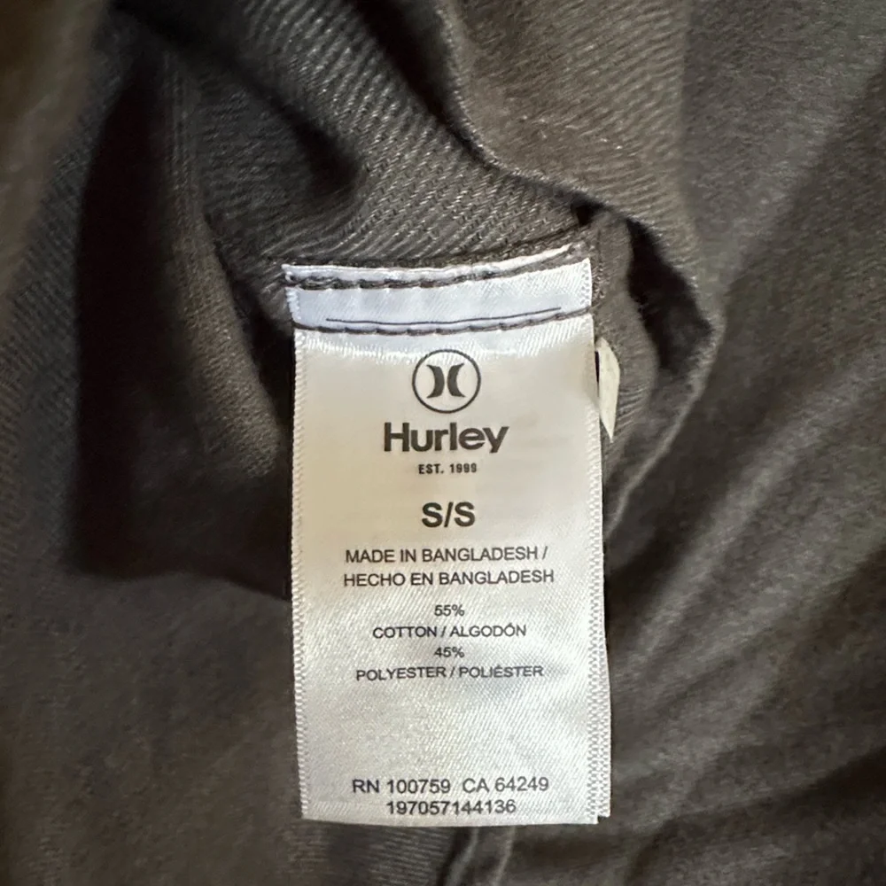 Hurley Men's Brushed Flannel Long Sleeve Button Up Shirt - Picture 6 of 6